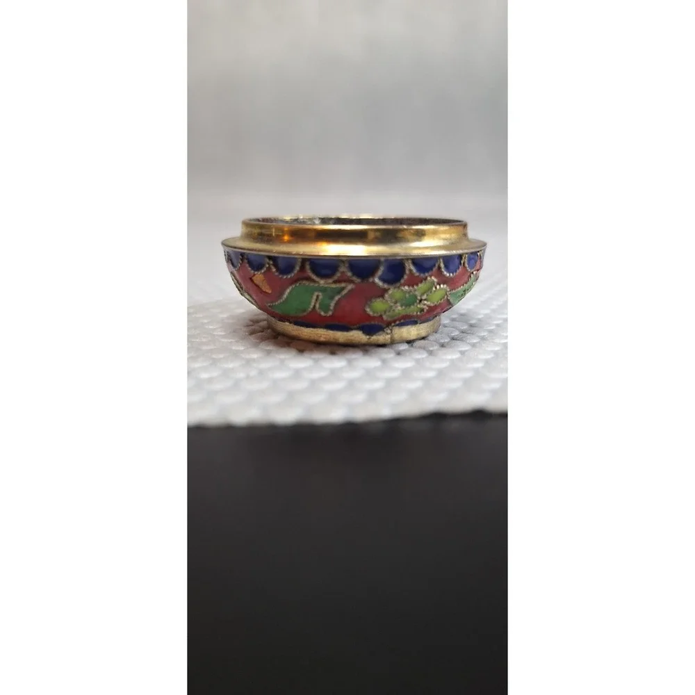*VINTAGE* CHINESE CLOISONNE MINIATURE PANDA BEAR TRINKET RING BOX